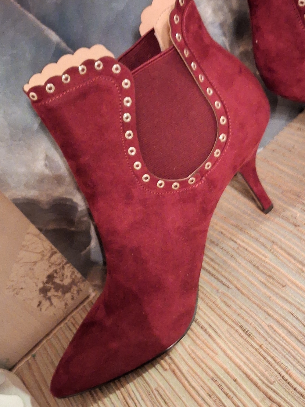Badgley Mischka Burgundy Suede Pointed Ankle Booties with Scalloped Topline - Picture 5 of 7
